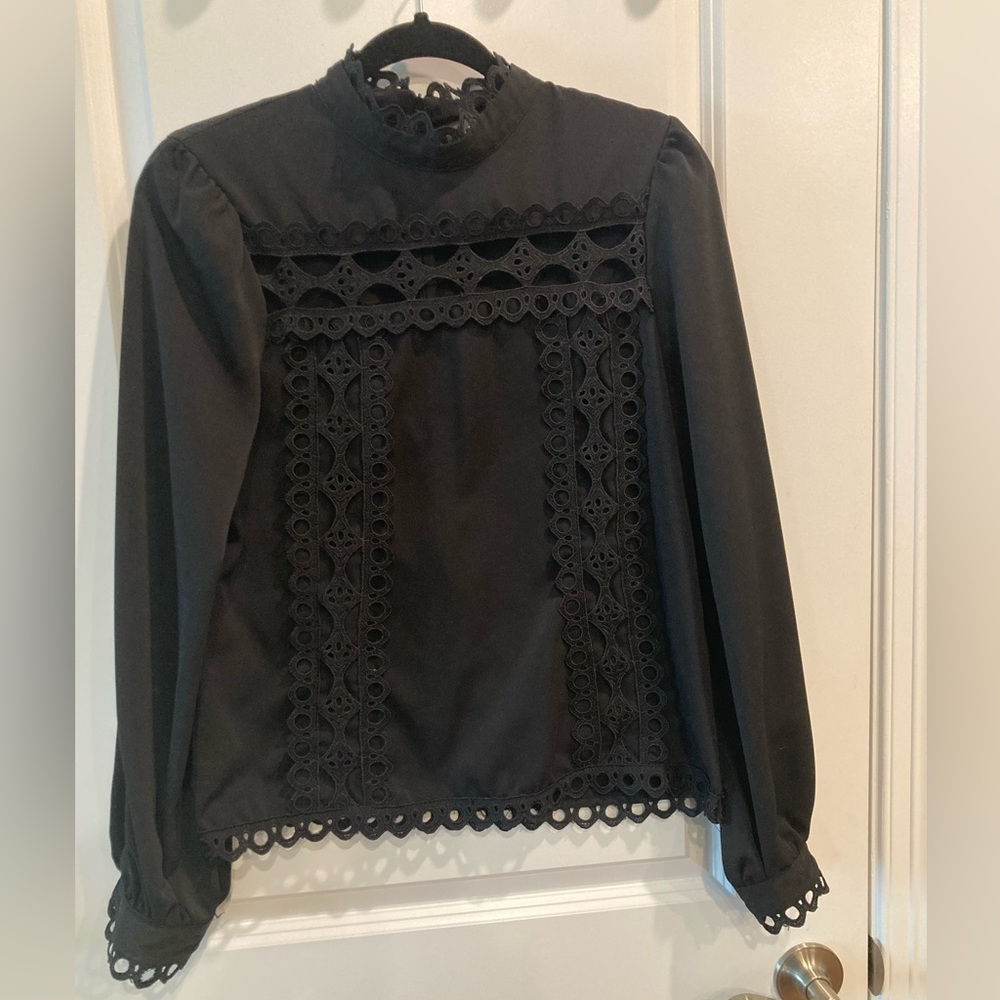 Black Gracia lacy blouse